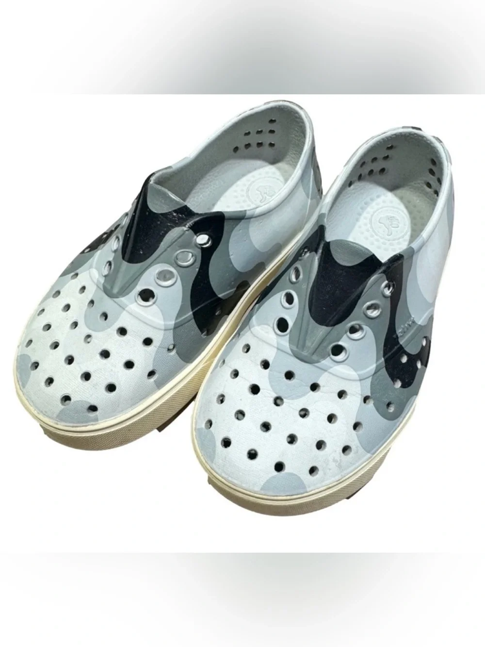 Native Kids Gray Camo Slip On Shoes Size 10 Summer Camp Beach Water Casual